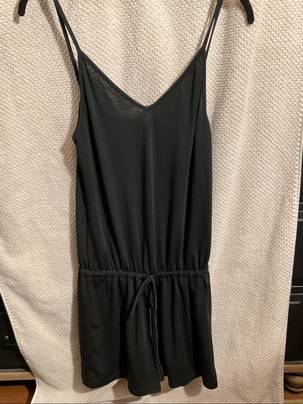 Black One-Piece Romper - Classic Sleeveless Style
